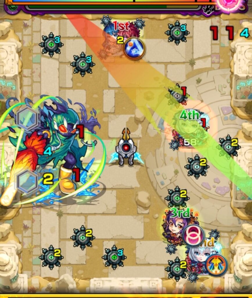 ボスステージ2でボスを攻撃している場面