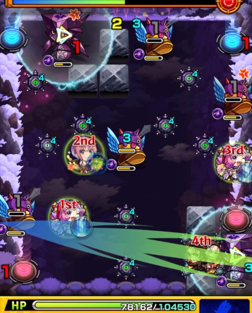 モンスト超究極・火「苦闘彩る魔性の宮殿」ステージ1の4手目のプレイ画面。はやリンを経由して右上のテレポトンネルに入り、右上のハンシャインを狙うが、ダメージが足りず処理できなかった場面。