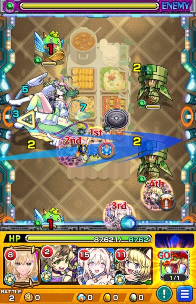 ステージ2の1手目解説画像。配置に応じて横軸または縦軸で弾く。転送壁を持たないキャラは横軸を選び、味方友情を拾いつつ安全に立ち回るルート。