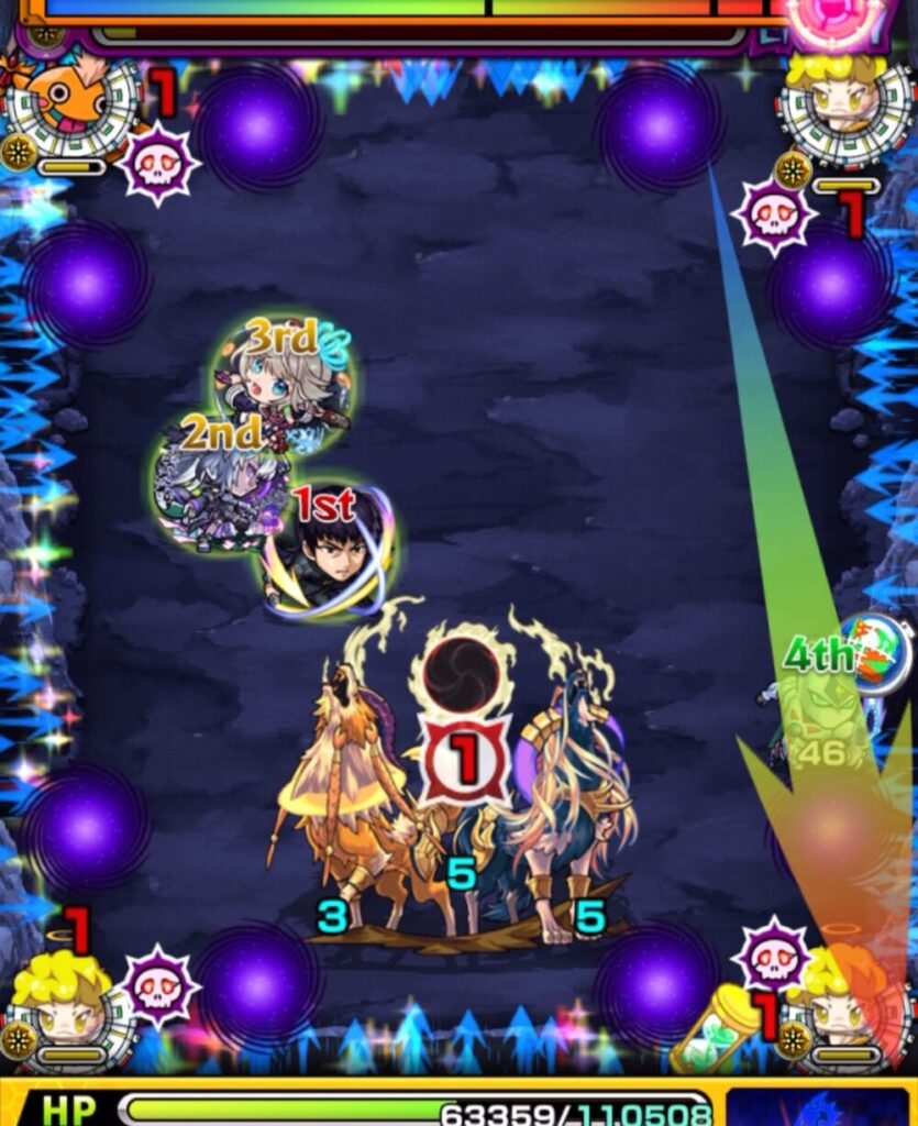 覇王十代【超究極】ステージ2の5手目。HPが半分の状態で、剣リンに触れつつHWで回復を行いながら中ボスへ攻撃し、回復と中ボス処理の両方に成功した場面。