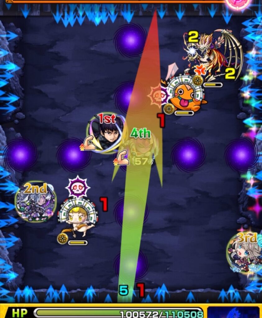 覇王十代【超究極】ステージ3の4手目。剣リンに触れて攻撃力アップを得ながら、エビルインライトと上壁の隙間でカンカンして処理している場面。