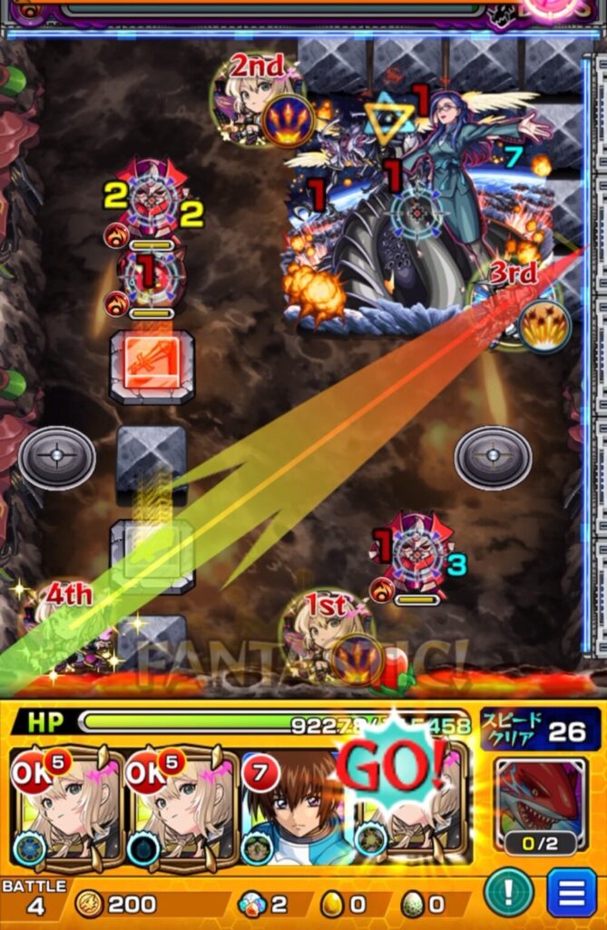 ボスステージ1の3手目でガイド表示を活かし、エルのSSでパワースイッチLv2を揃えてボスと壁の間に挟まり大ダメージを与える場面