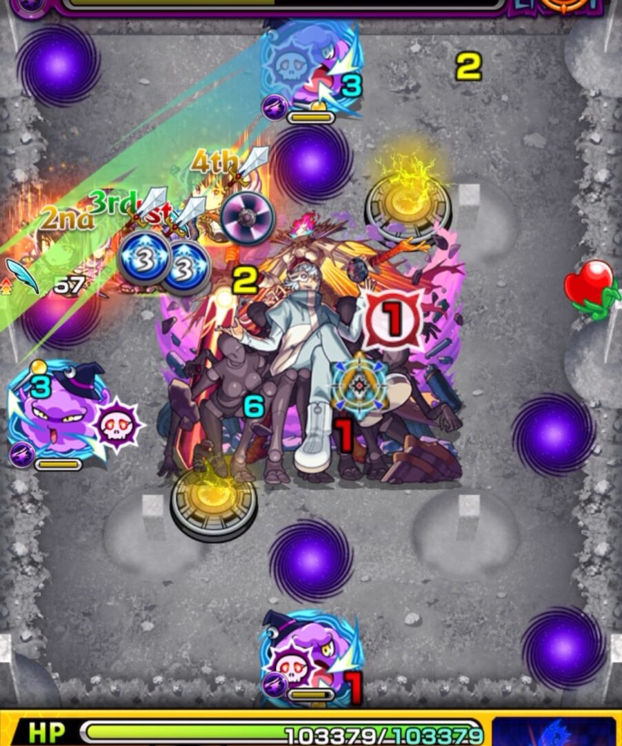 超究極ノーウェアのステージ2で、味方に触れて攻撃力を上げ、スー経由で中ボスの弱点を攻撃してダメージを与える場面