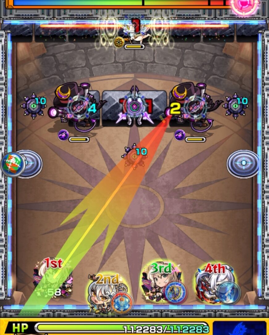 超究極・複製体フリーレン ステージ1の1手目。地雷を踏んで攻撃力を上げ、ガンマンとビットンの間に挟まって処理する立ち回り