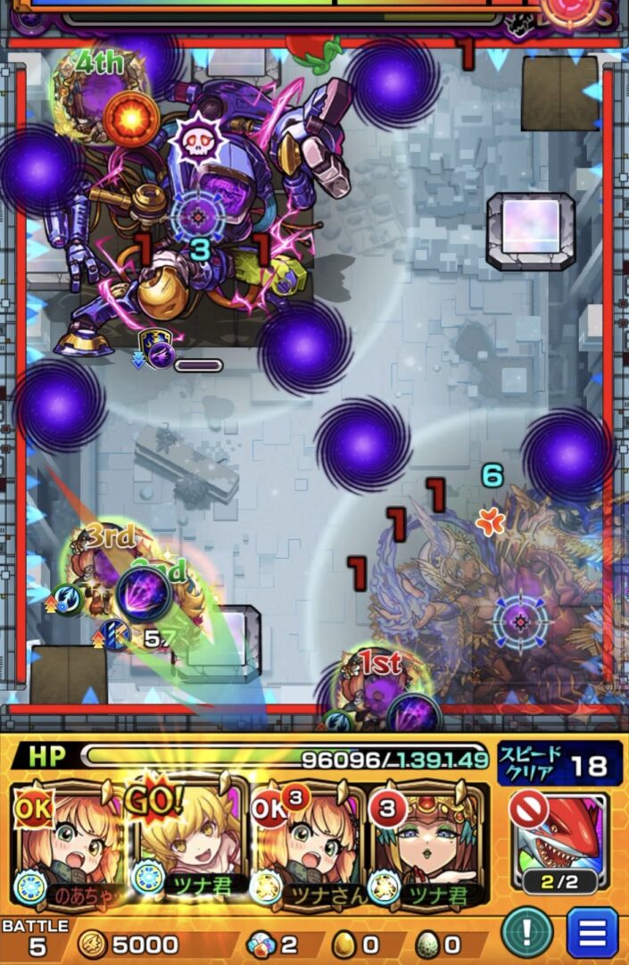 忍野忍のSSでバフを付与し、透過パネル4踏みと4壁触れの四角軌道でPC-G3を削り切ったボス1・3手目の場面。