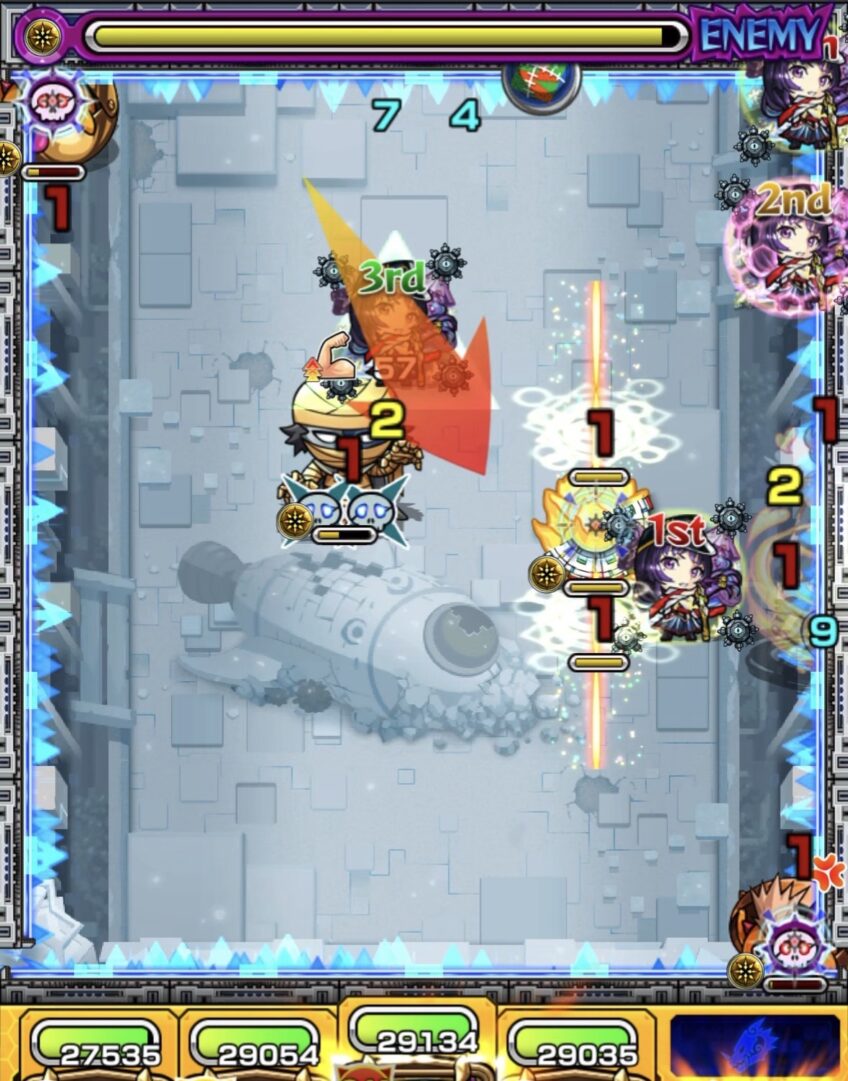 ステージ4の2手目:友情誘発でゾンビを削るが、火力不足で1体蘇生される場面