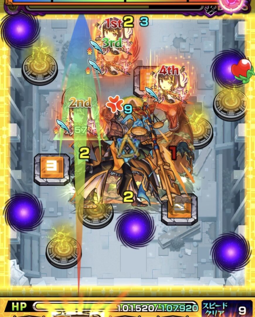 パネルを踏まずに上壁反射で友情と弱点攻撃を行い、ボスにダメージを与えた場面