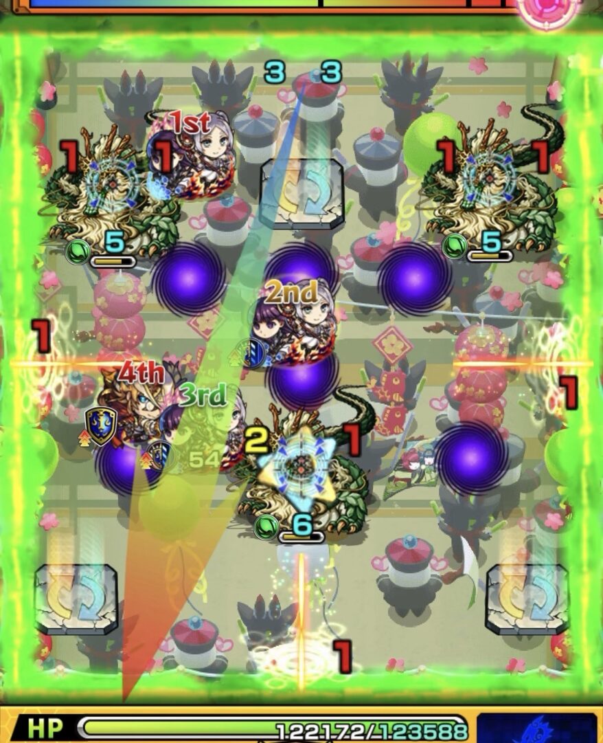 ステージ4でセンサーと撃種変化パネルを利用し、翠龍3体を同時処理する場面