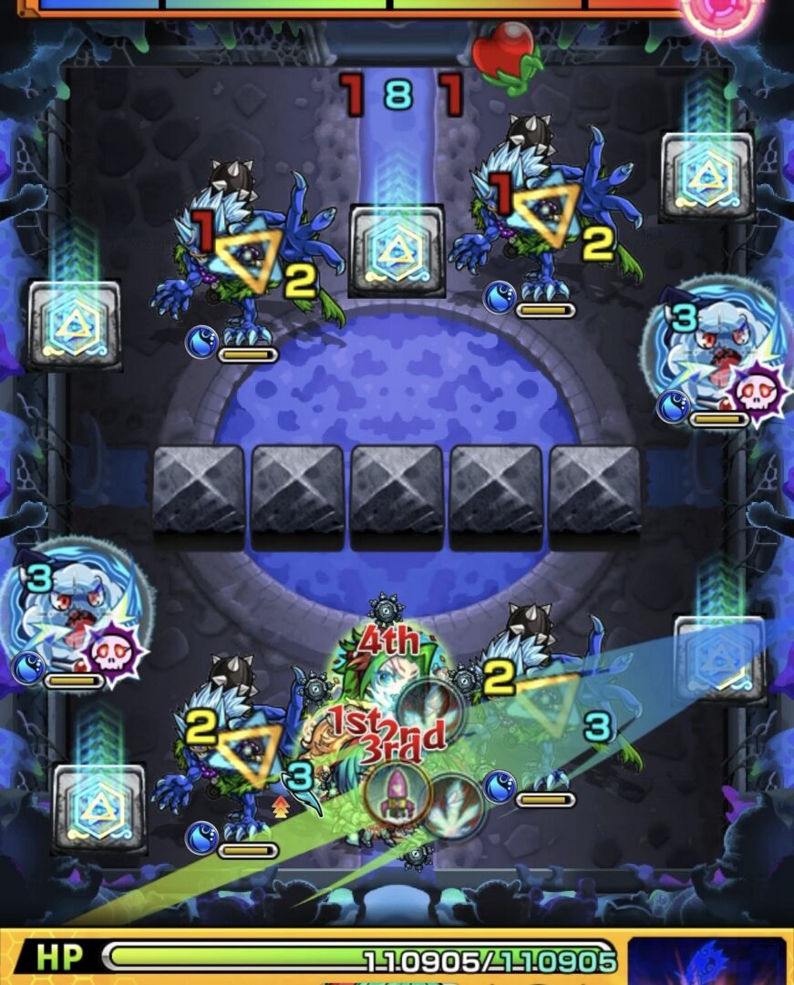 超究極ルビカンテのステージ2。鬼の重力バリア内爆発を警戒しながら弱点攻撃力アップパネルを踏んで鬼にダメージを与えた場面のスクリーンショット。