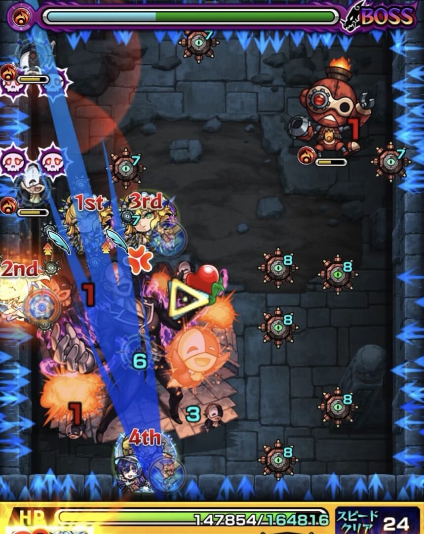 地雷所持で下壁反射からボス弱点を経由してダメージを与え撃破する場面