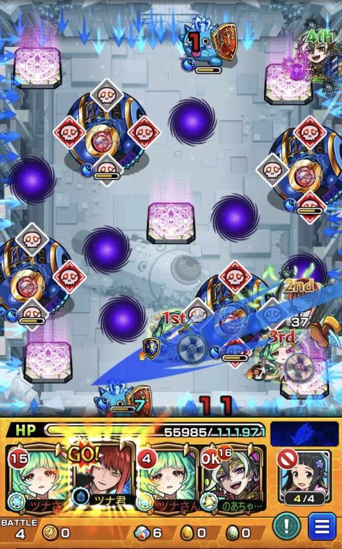 桃源郷の星墓ステージ4の初手で盾雑魚で防御アップし気弾の方向を避けながらギャラクシーを処理する場面