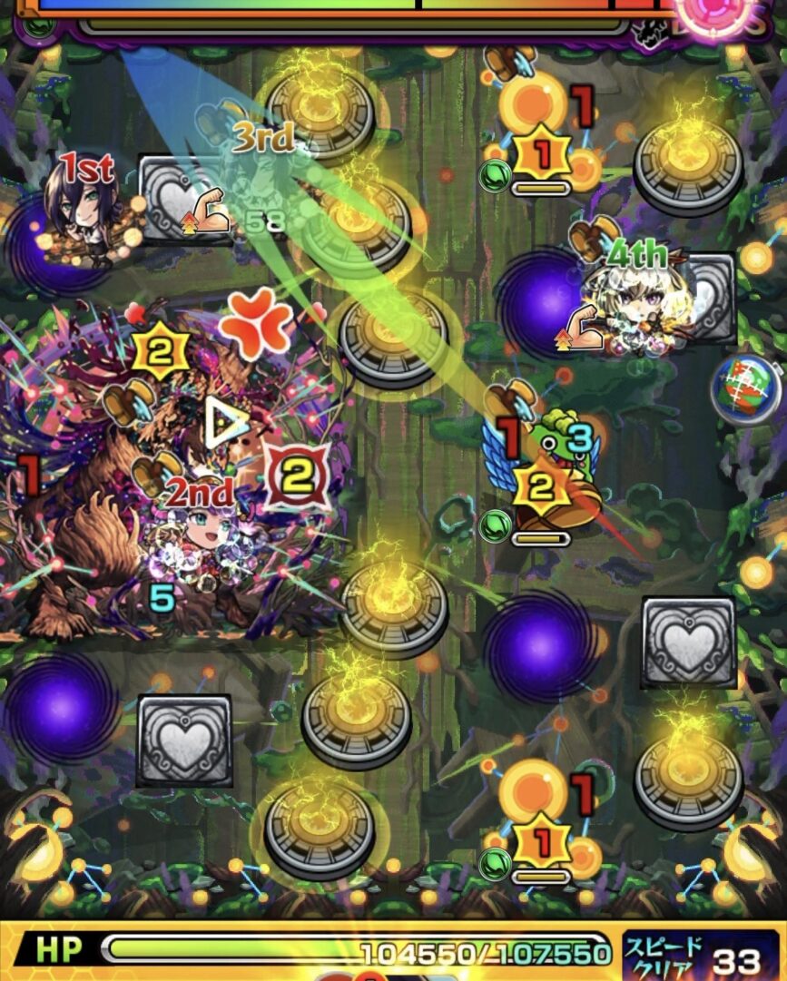 ボス2の4手目で2壁に触れて分子とはやリンのカウントを0にし回復と攻撃力アップを発動させボスを撃破して突破した場面