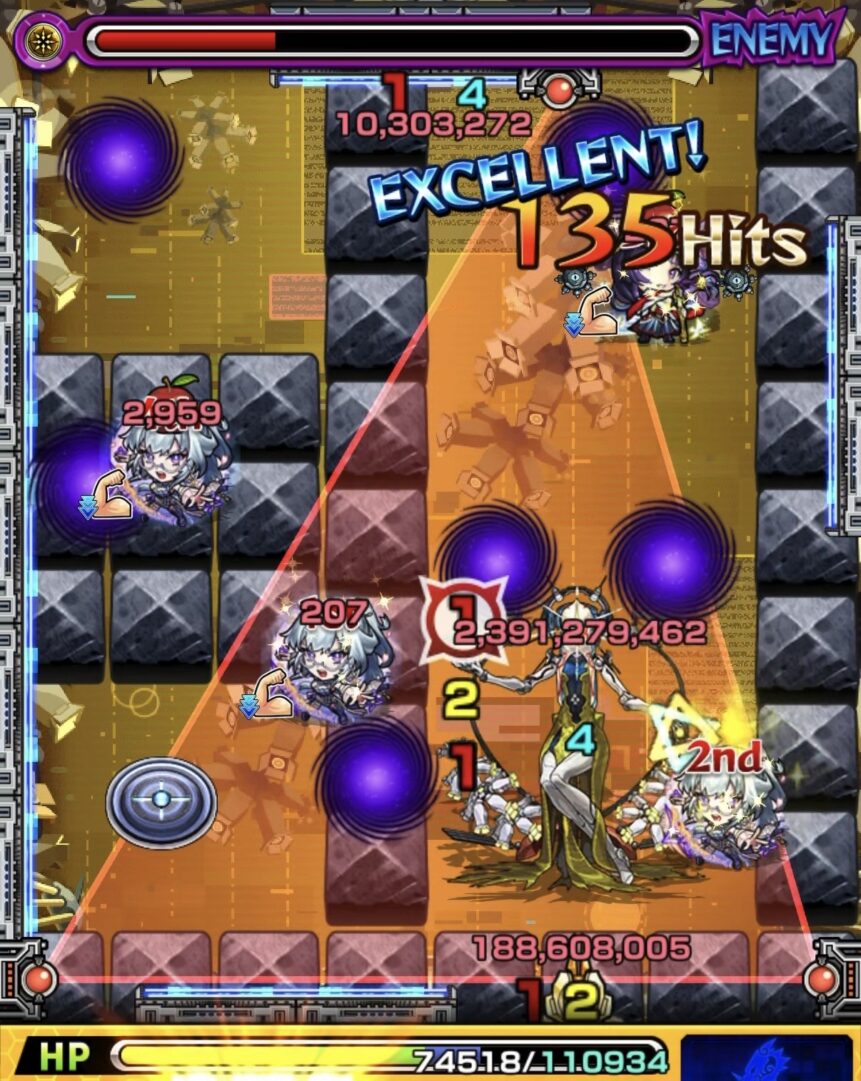 モンスト黎絶ビリミスクのトライアングルエリア設置後のステージ4。エリア内に味方を配置して友情で中ボスを撃破した場面