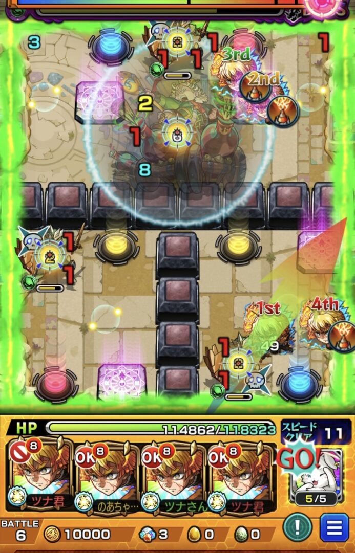 未開の砂宮 拠点28 ボス2の10手目。守護獣パックを使用してフォトンを回収しつつ聖騎士3体の同時処理を狙うが、1体のみの処理にとどまる場面