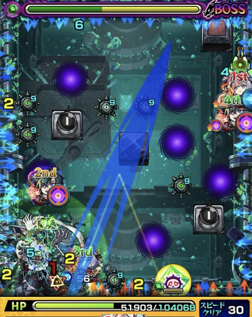 ボスへのボム設置を優先するためクリスタルを先に破壊した場面