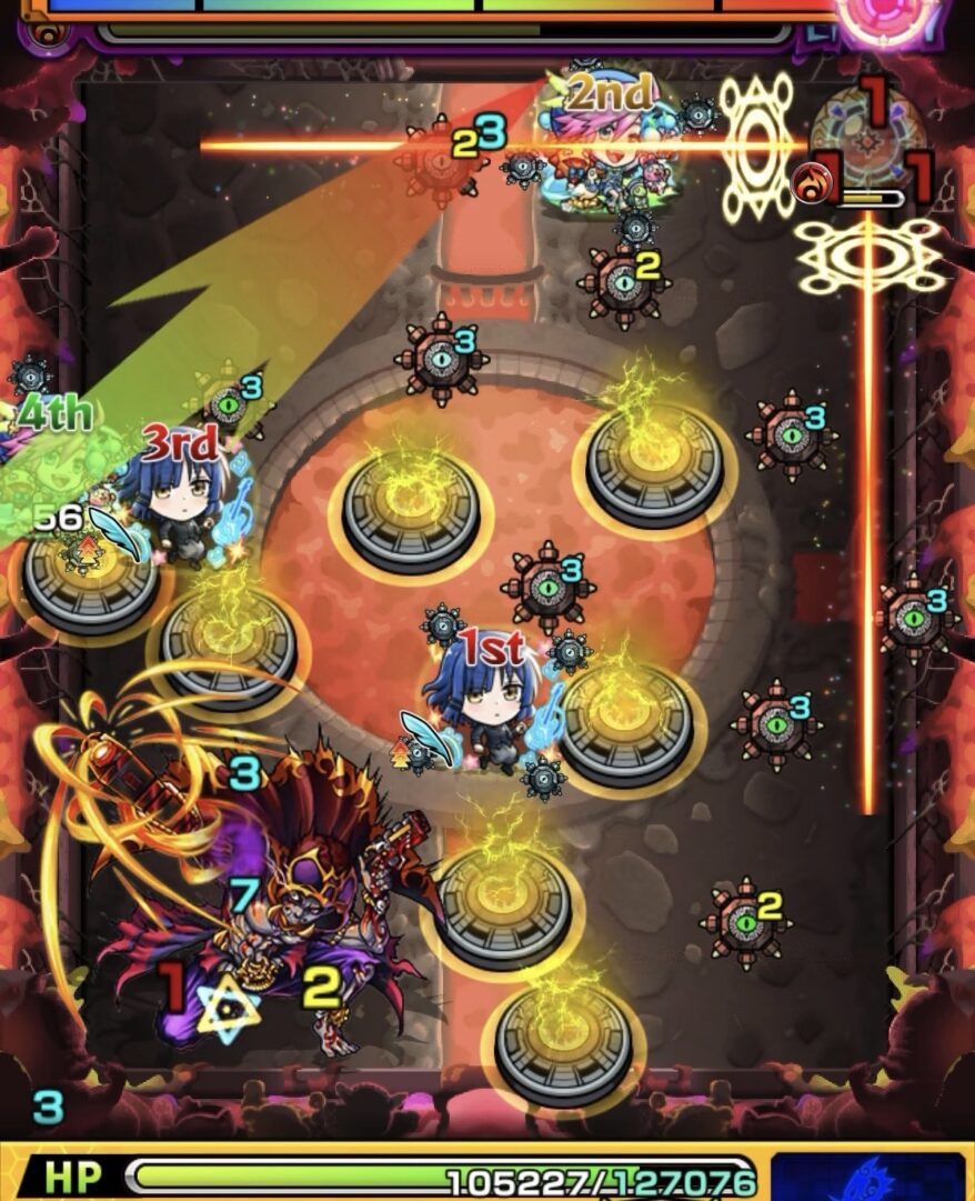 スカルミリオーネ【超究極】ステージ2の2手目。センサーで中ボスを防御ダウンさせ、壁反射を利用して弱点側へ入り込み中ボスを撃破した場面。