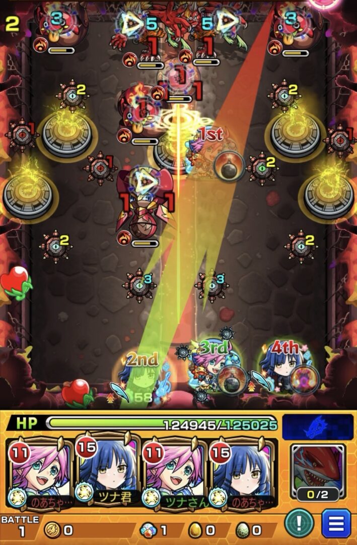 スカルミリオーネ【超究極】ステージ1の2手目ルート例。中央のセンサーを経由して敵を防御ダウンさせ、反射タイプで敵のあいだに入り込みながらダメージを与えている場面。