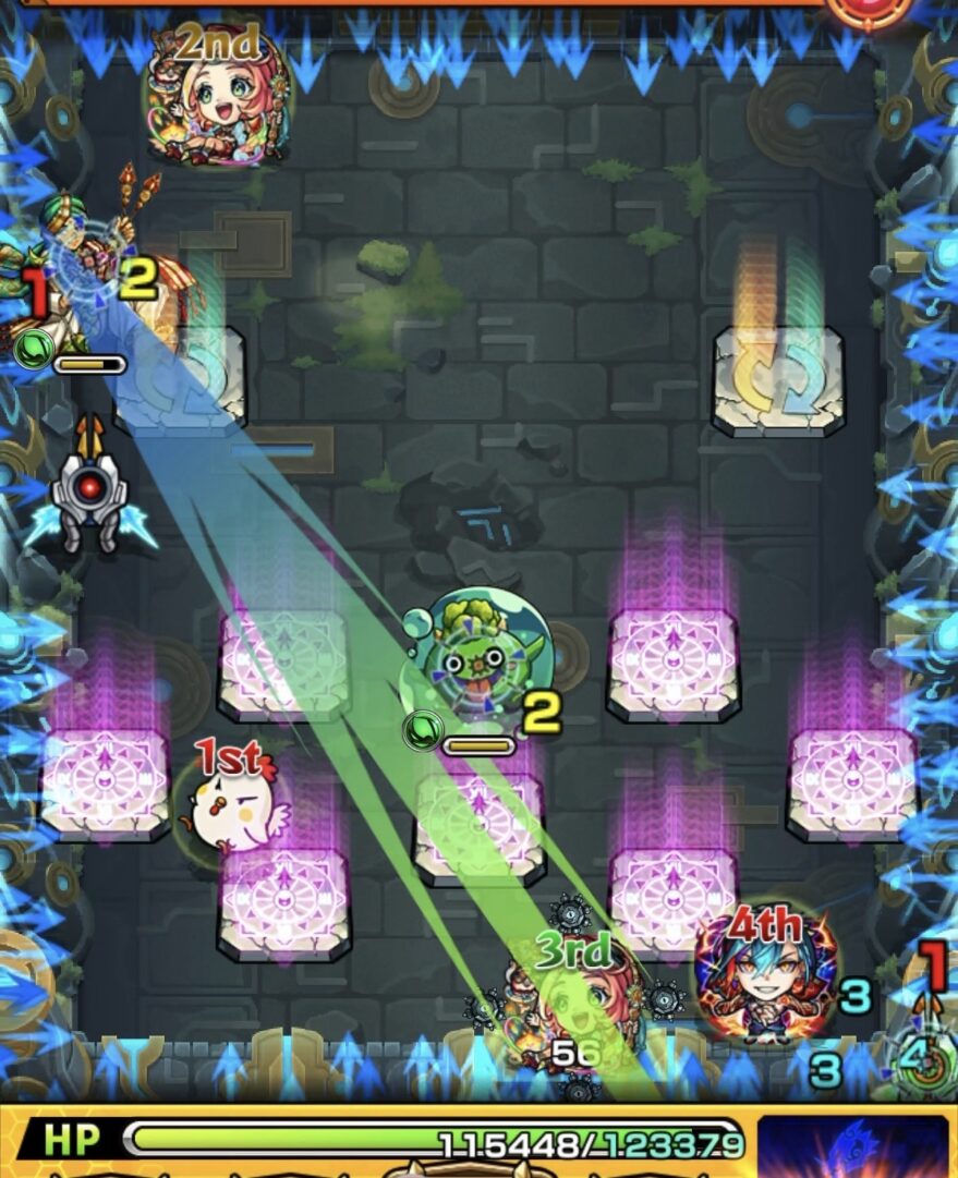 ステージ1の3手目。ぷよリンを処理しながら撃種変化パネルで反射化し、左側のビットンとカーマの間に挟まってカーマを撃破した場面
