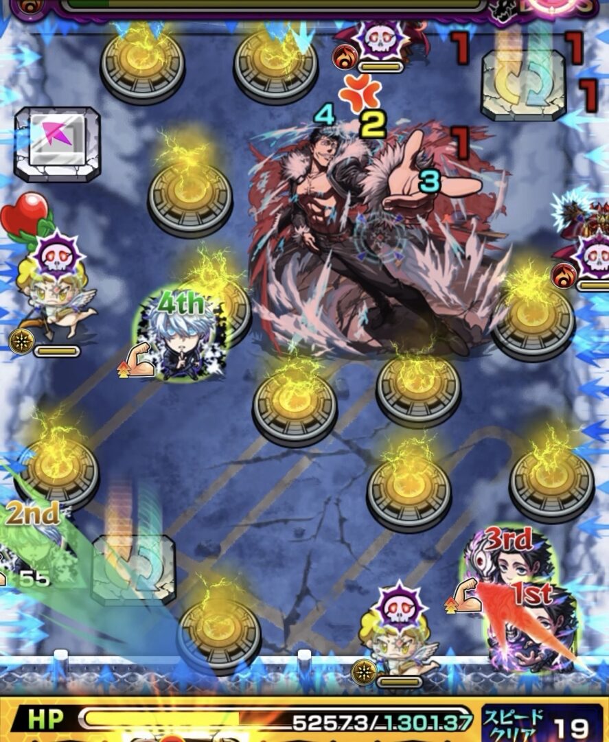 モンスト超究極「大砲 石流龍」ボス2で、撃種変化パネルで反射タイプになり、ボスと魔導師のあいだに挟まってボスを撃破し、ボス2を突破した場面