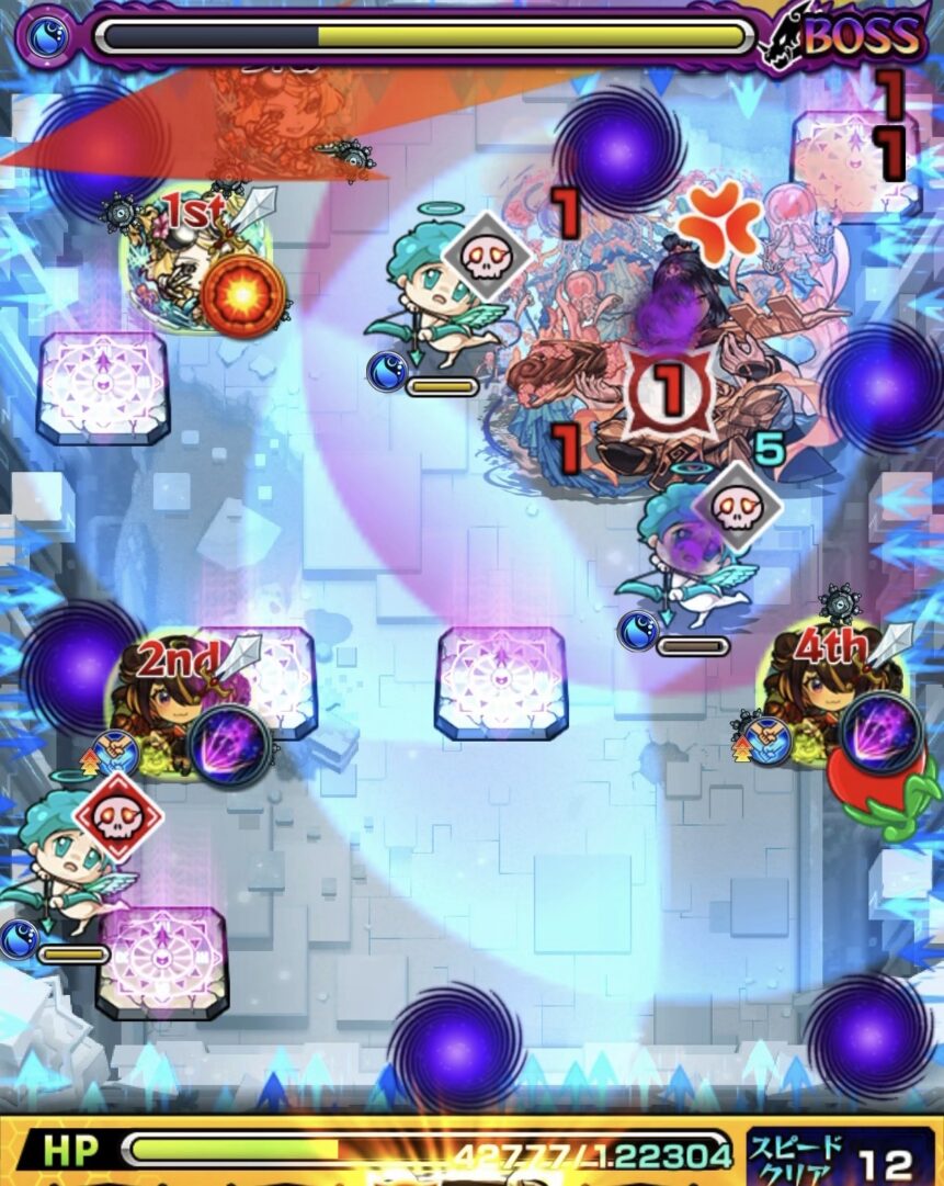 桃源郷の星墓ボス1の5手目でクレッシェンドアタックに備え、赤の天使を倒して防御アップを発動しながらボスを攻撃する場面