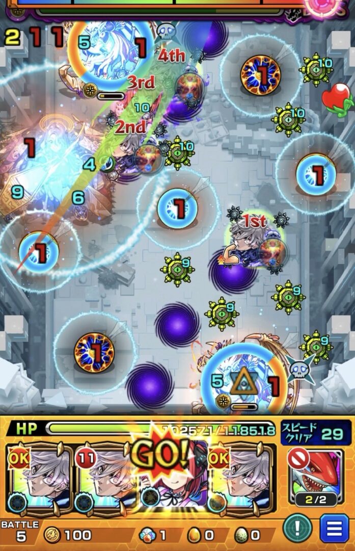 ラルガメンテの星墓ボス2で、中野二乃のストライクショットを使用し、味方3体に攻撃力アップバフを付与する場面