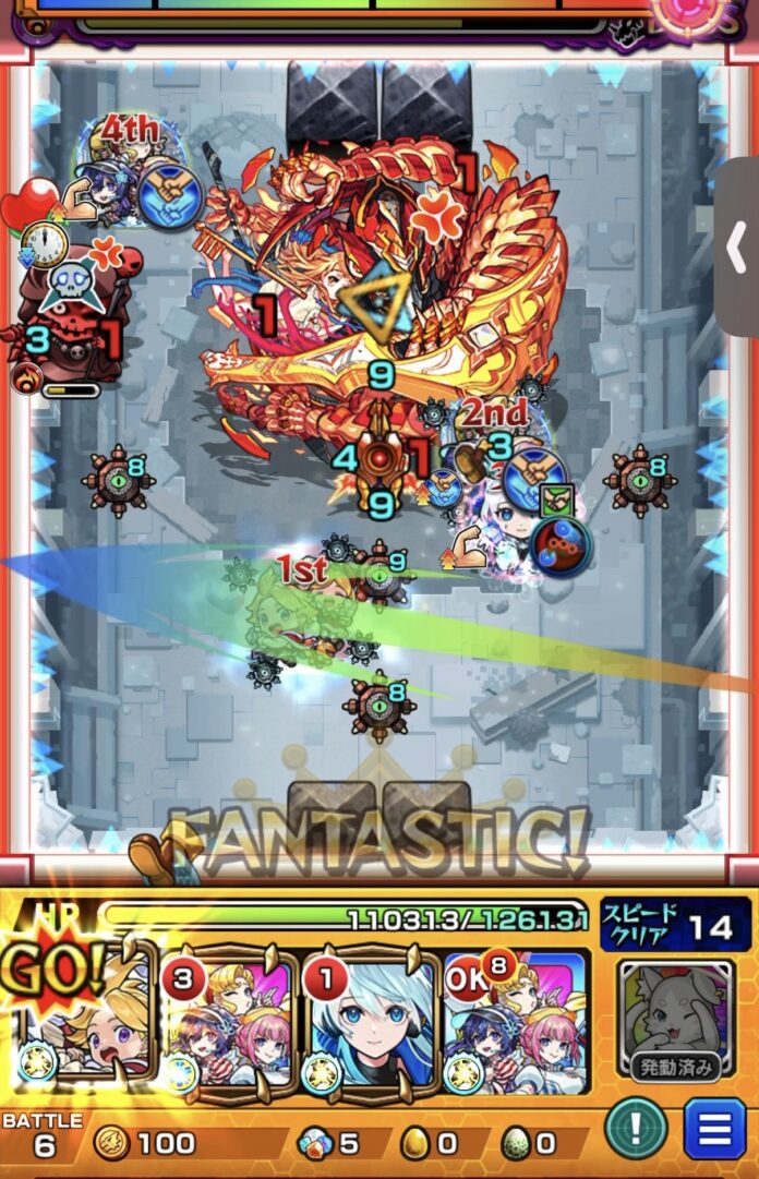 アヴァロンの星墓ボス第3戦で、グリム兄弟αのストライクショットを使用し、味方に攻撃力アップバフを付与しながらゾンビを処理し、クロスドクロ発動でギャラクシー2体が登場する場面