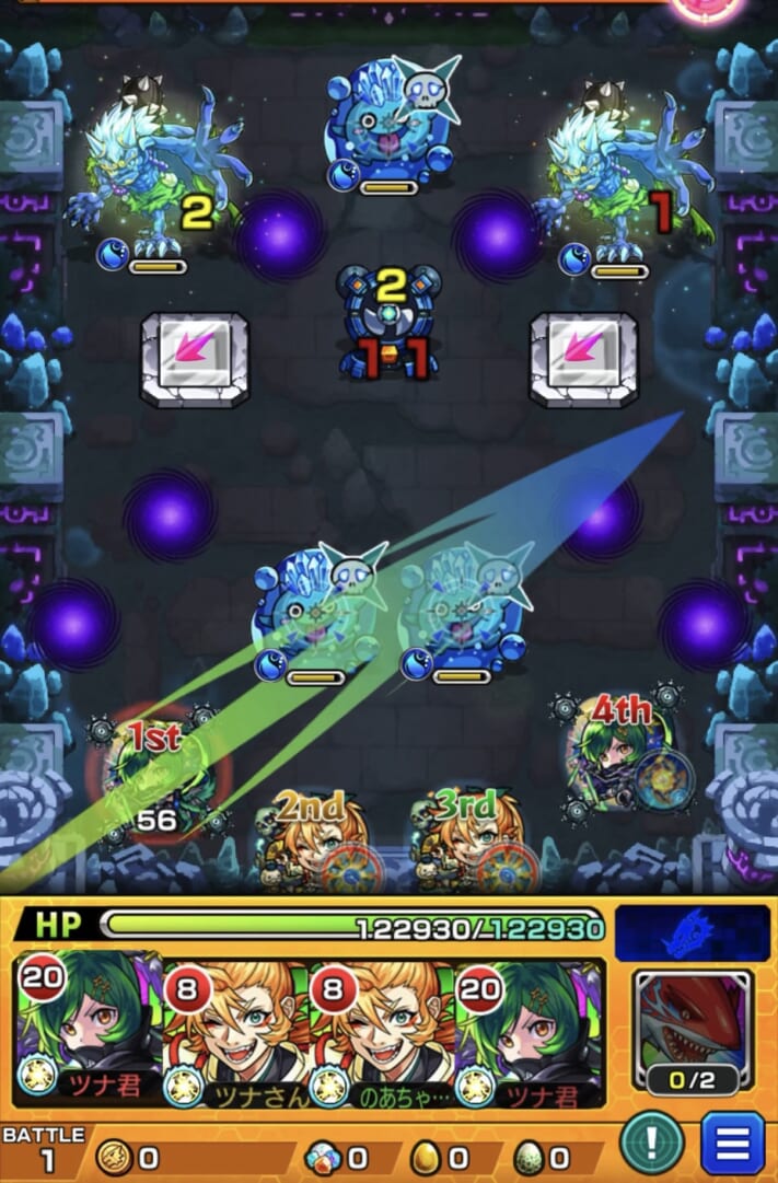 モンスト「未開の幻洞・拠点7」ステージ1の1手目で、右斜め上へ弾き、ぷよリンの同時処理とランチャーパネルへの配置、右壁反射から鬼への攻撃を狙う場面